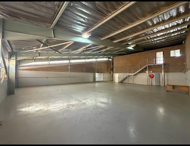 391M² WAREHOUSE FOR SALE IN HALFWAY HOUSE